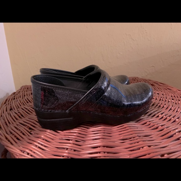 Dansko - Picture 1 of 3
